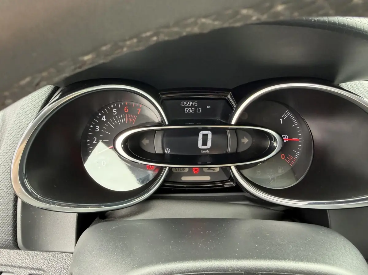 0.9 TCe Intens nav cruise p sens 105945km