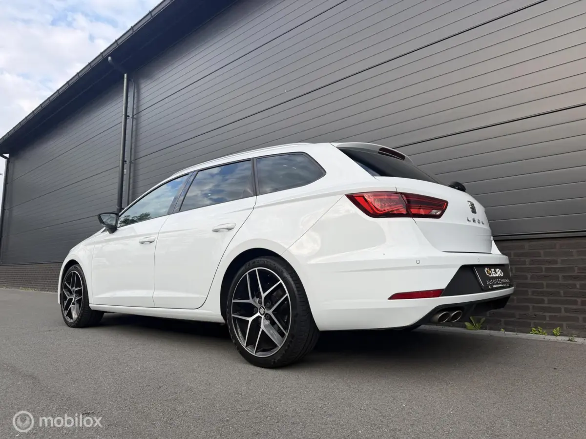 1.4 TSI DSG FR Business Intense 86.000km NAP!!