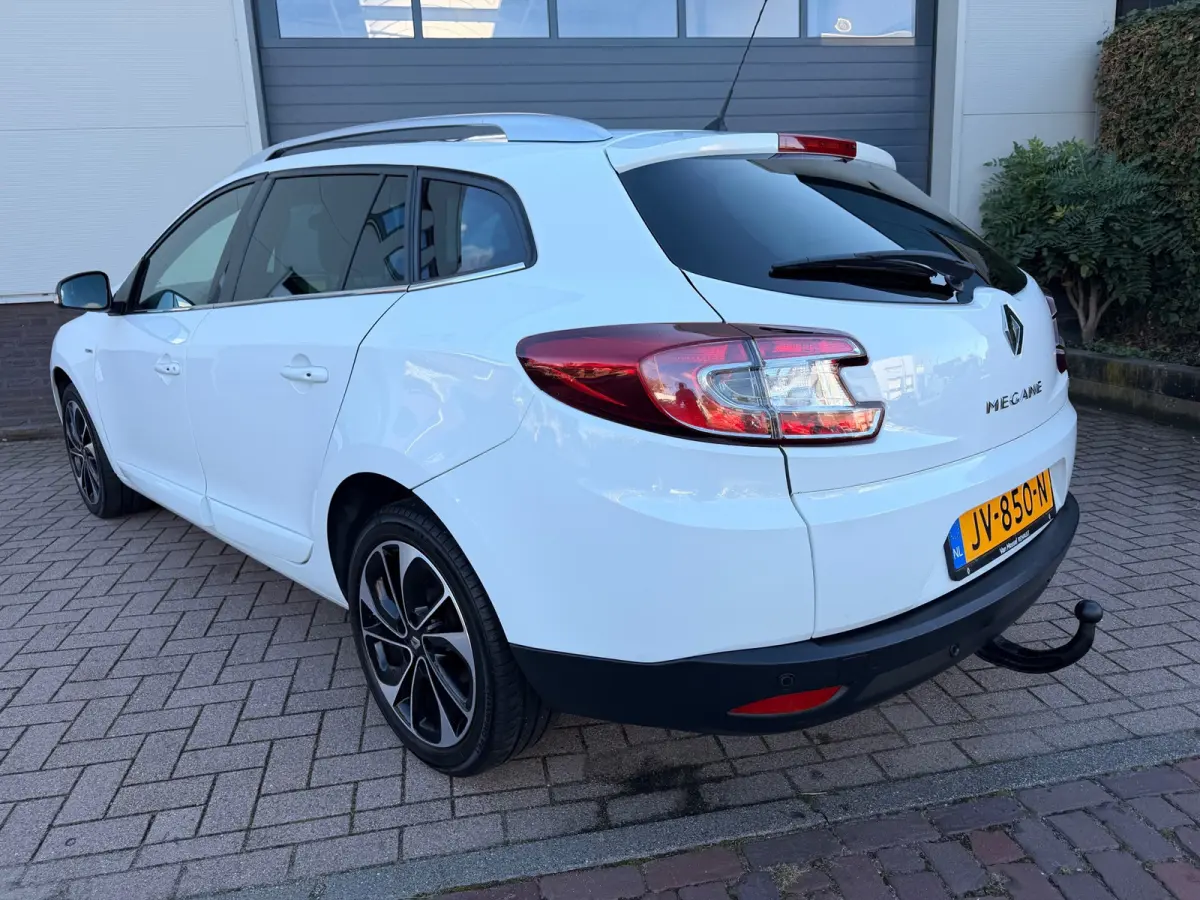 1.2 TCe Bose/Pano/Navi/Leder/Pdc/Climate-c/Cruise-c/2e eigenaar/Trekhaak/Aux