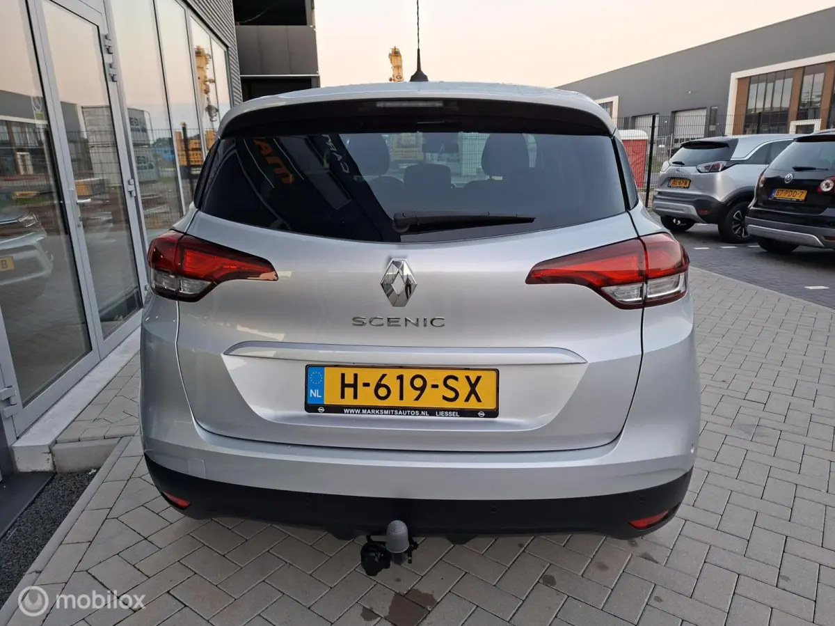 1.3 TCe Limited
