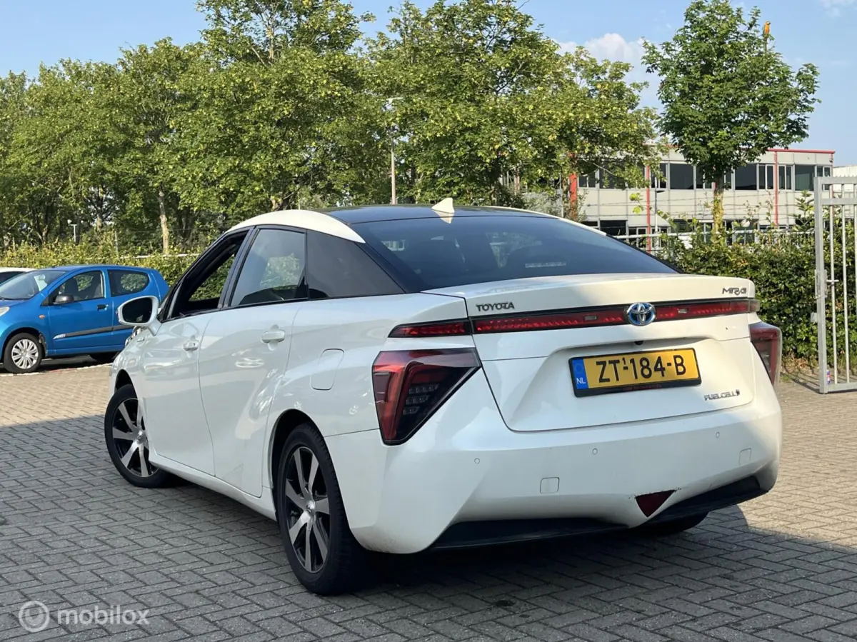 FCV Executive Waterstof BJ 2019 Leder, Navi, Camera, Cruis C, volle opties! Dealer onderhouden en alle boekjes aanwezig!