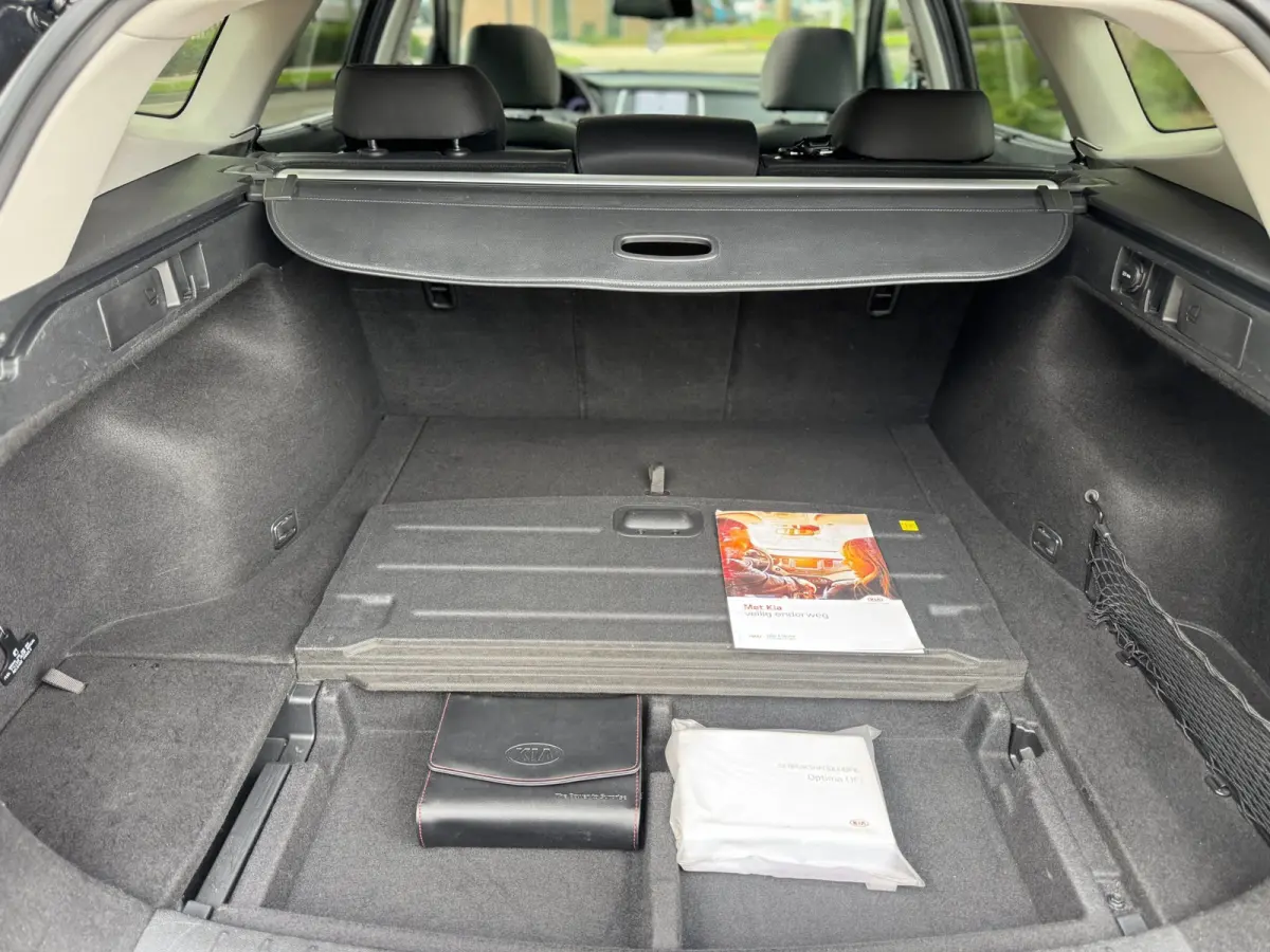 Sportswagon 1.7 CRDi Dynamic AUT CAM PANO INCL.BTW FULL OPTION