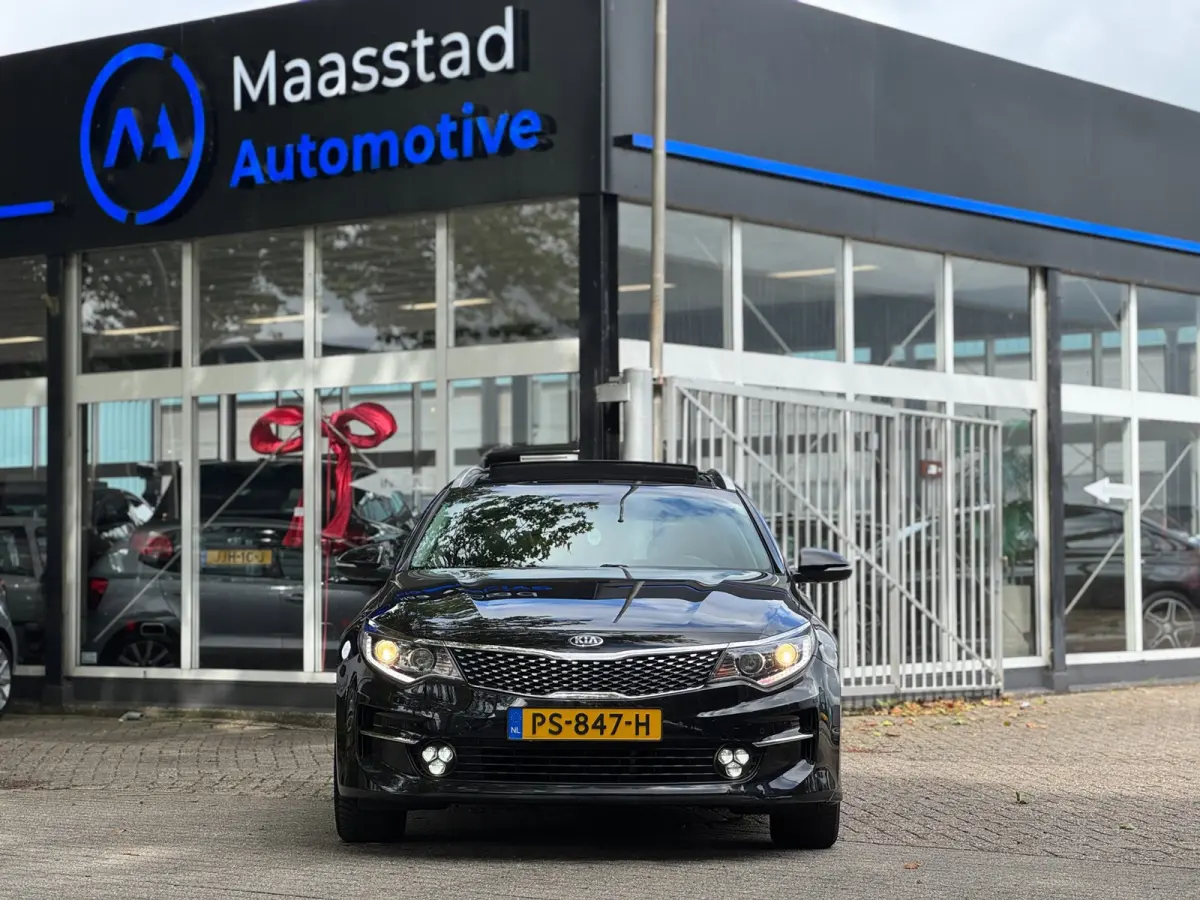Sportswagon 1.7 CRDi Dynamic AUT CAM PANO INCL.BTW FULL OPTION