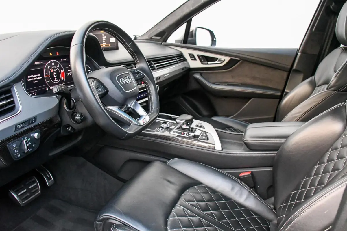 SQ7 4.0 V8 TDI quattro S-line + 7p Ceramic 435PK PANO