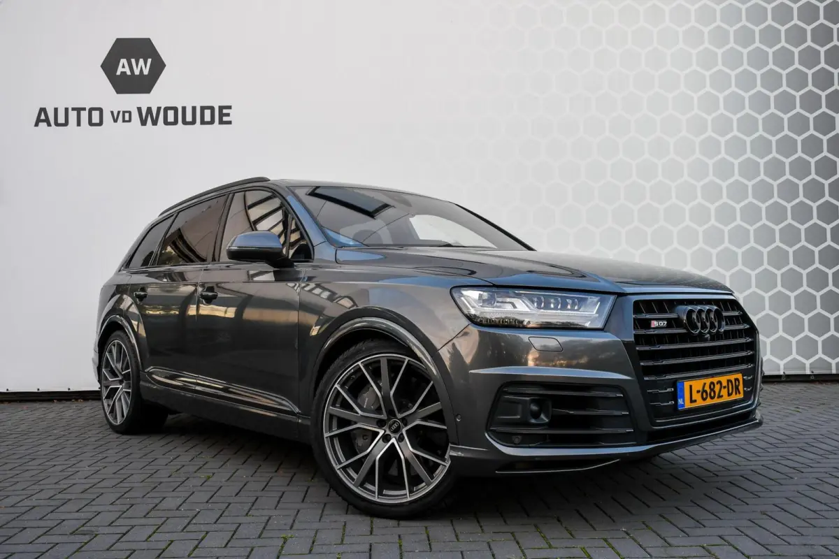 SQ7 4.0 V8 TDI quattro S-line + 7p Ceramic 435PK PANO