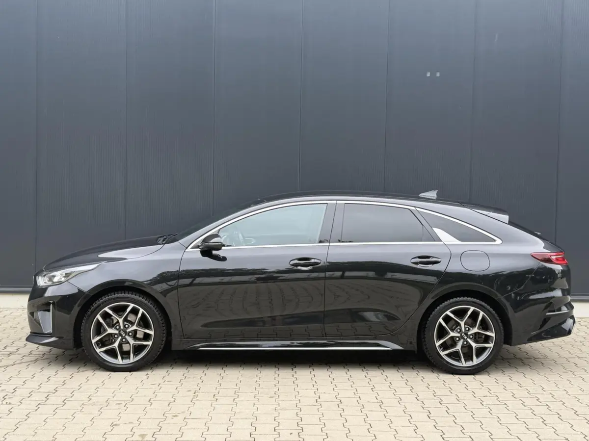 1.0 T-GDI GT-Line camera PDC Cruise LED Carplay
