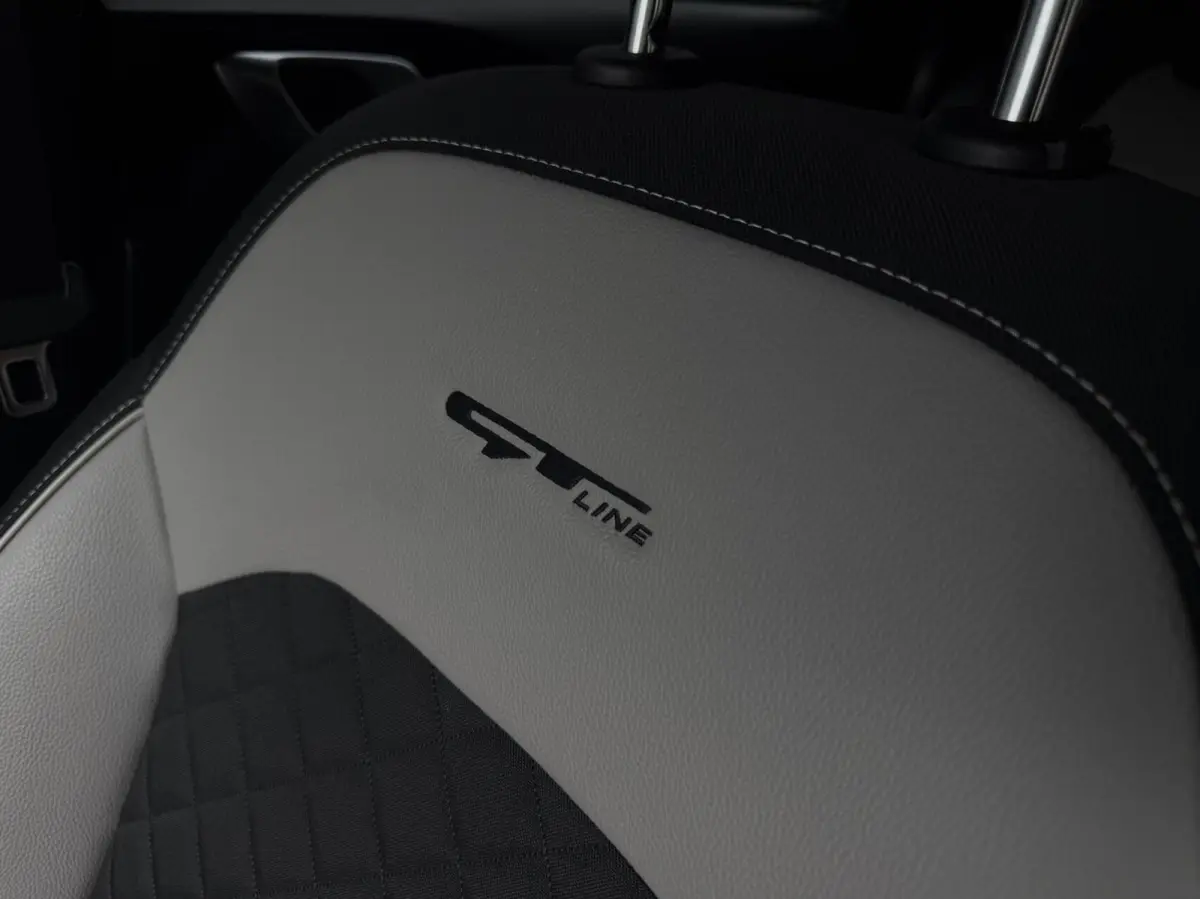 1.0 T-GDI GT-Line camera PDC Cruise LED Carplay