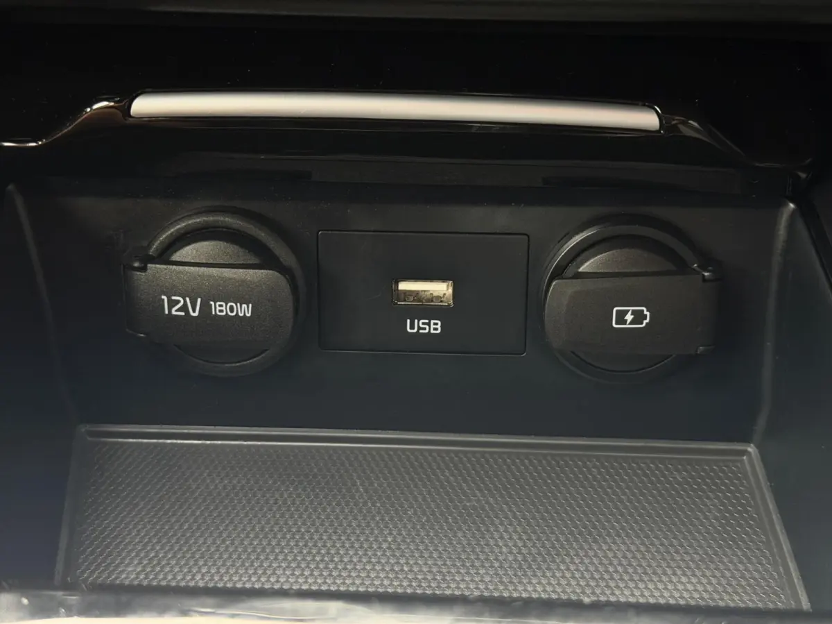 1.0 T-GDI GT-Line camera PDC Cruise LED Carplay