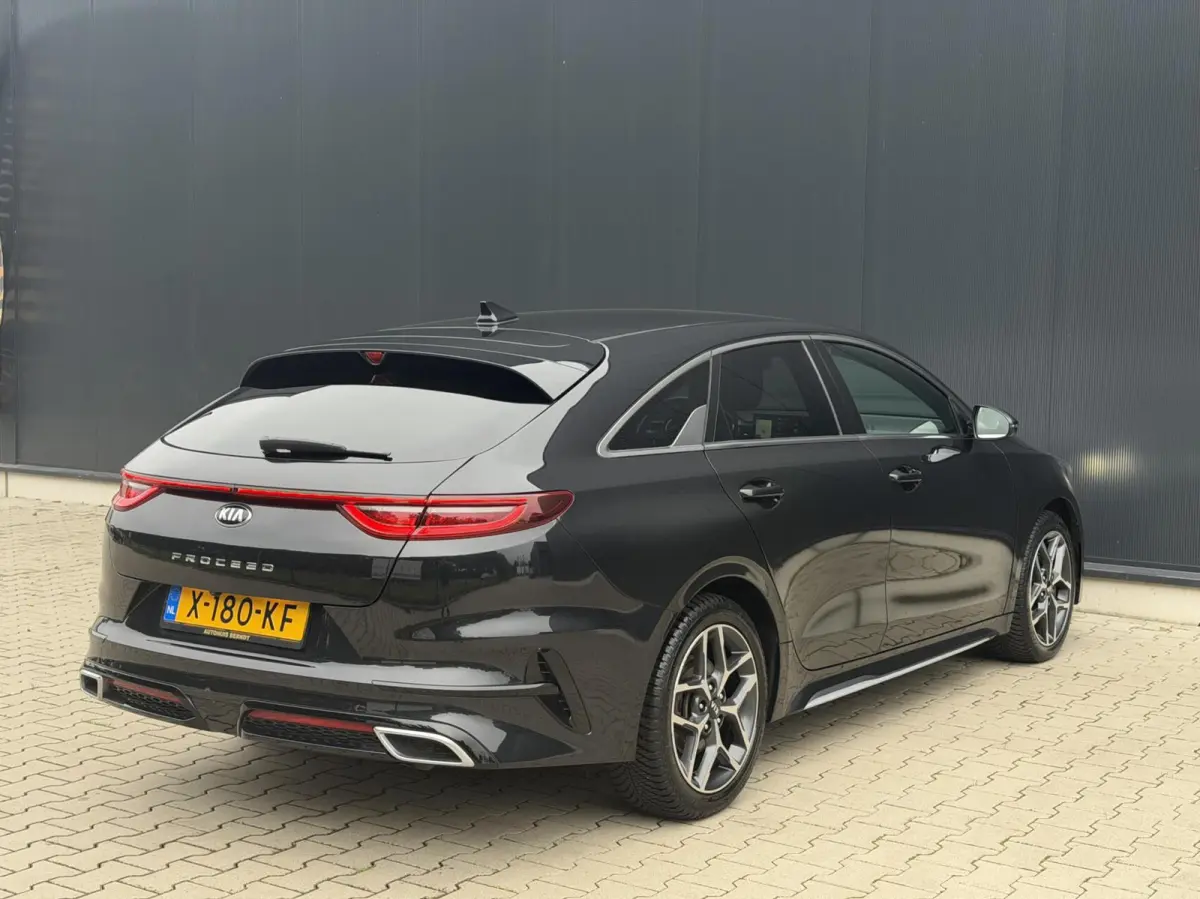1.0 T-GDI GT-Line camera PDC Cruise LED Carplay