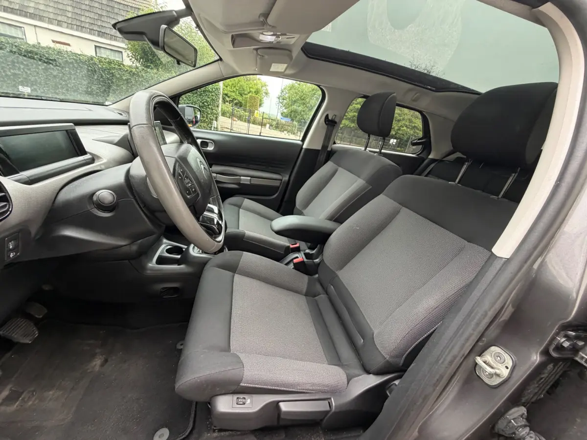 1.2 PureTech Business NEW-DISTRIBUTIE.PANO.CRUISE!