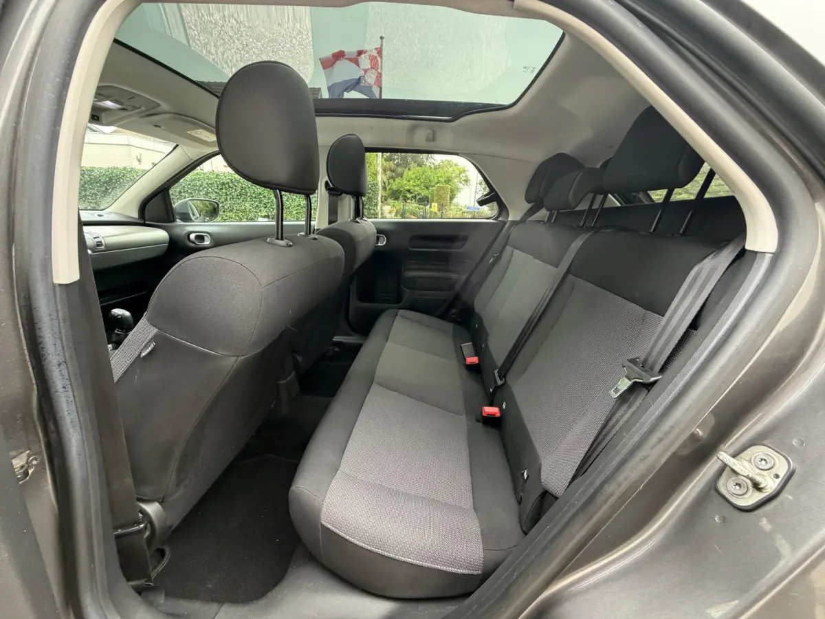 1.2 PureTech Business NEW-DISTRIBUTIE.PANO.CRUISE!