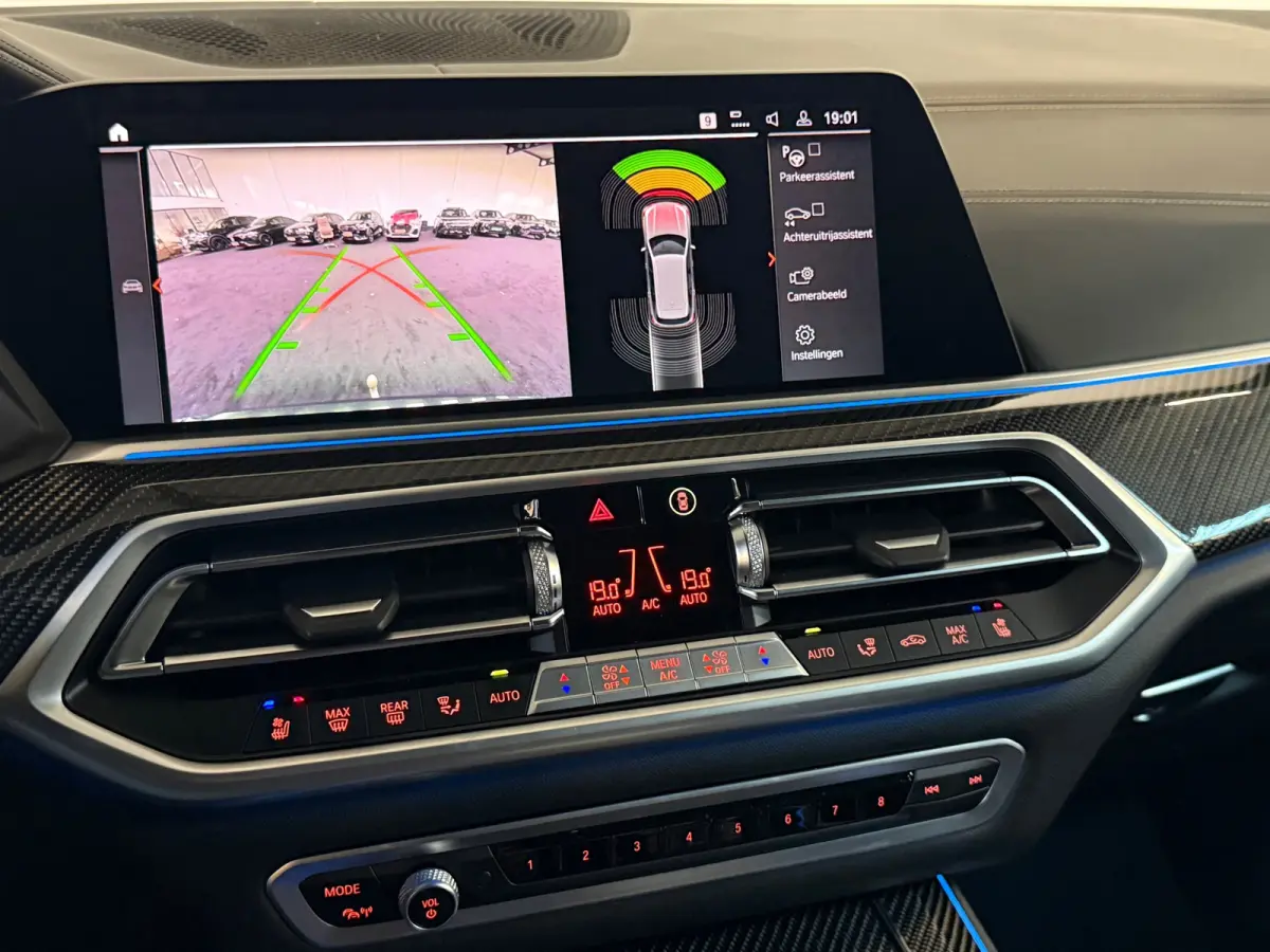 XDrive 45e M-Sport Pano Laser Harman Kardon Carbon