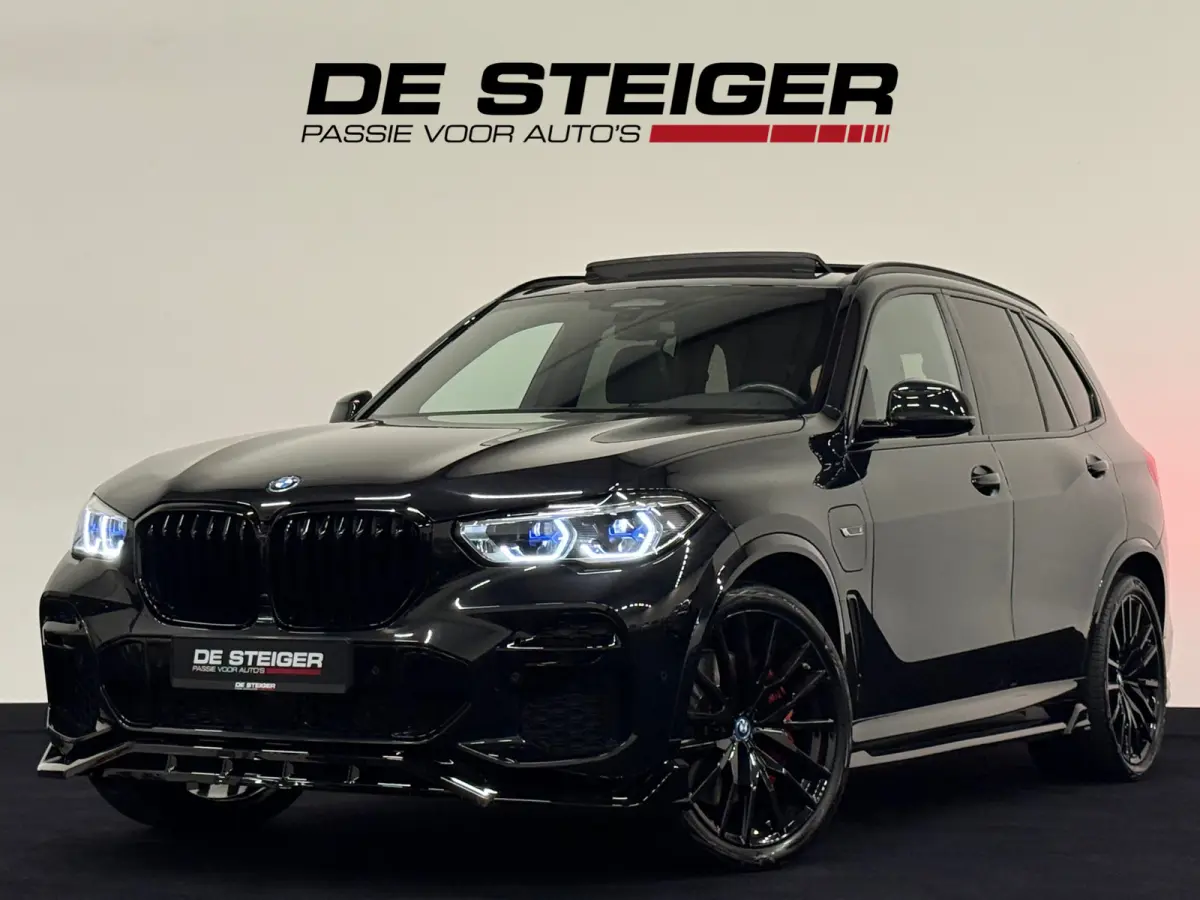 XDrive 45e M-Sport Pano Laser Harman Kardon Carbon