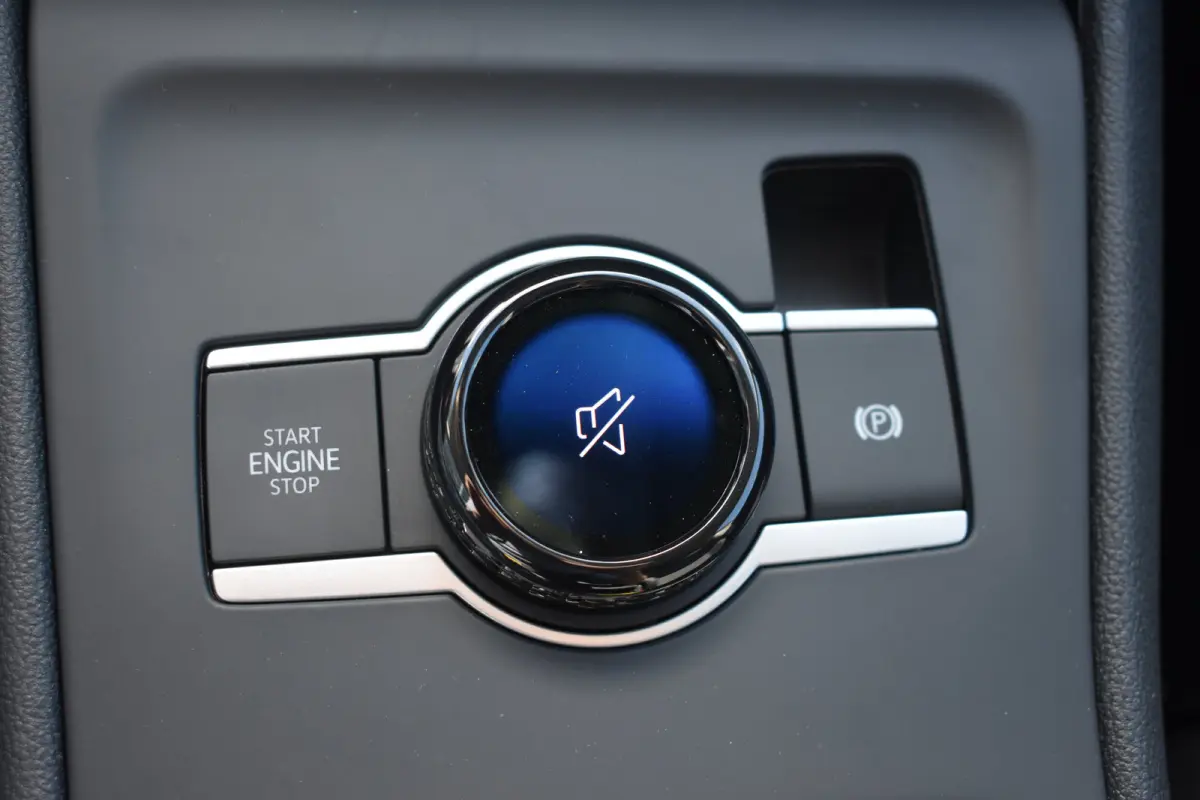 Life Edition - eHybrid | 'App-Connect' draadloze smartphone integratie | Achteruitrijcamera (Rear View) | Automatische afstandsregeling (Adaptive Cruise Control)