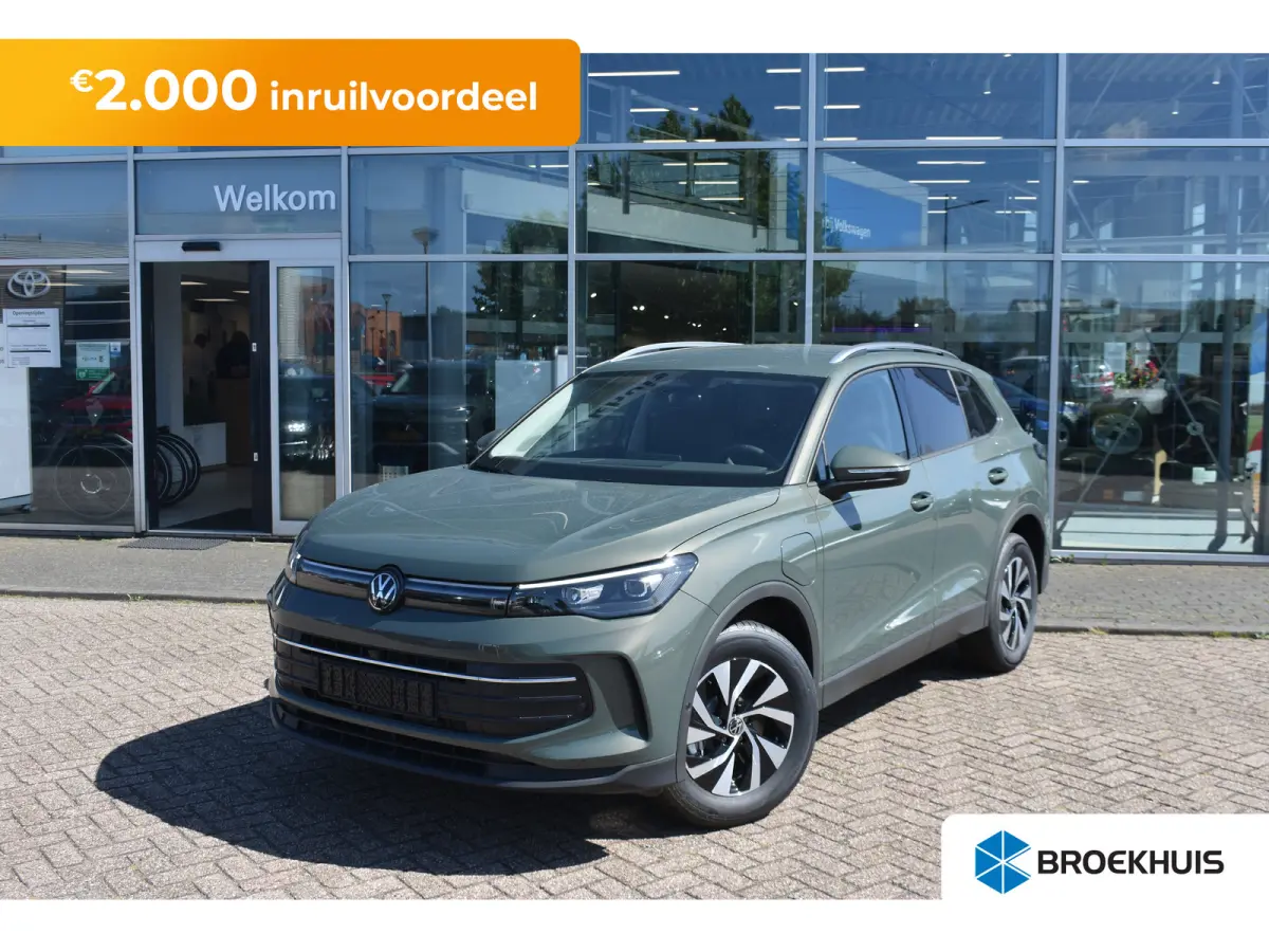 Life Edition - eHybrid | 'App-Connect' draadloze smartphone integratie | Achteruitrijcamera (Rear View) | Automatische afstandsregeling (Adaptive Cruise Control)