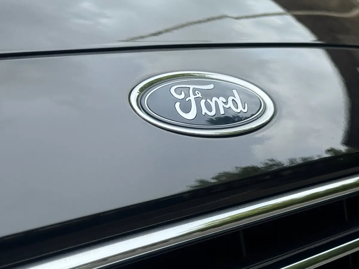 1.0 Titanium Zeer lage KMS NAP Luxe uitvoering Facelift