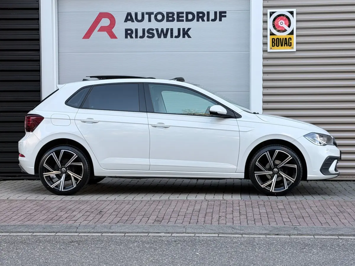1.0 TSI Life Pano/AppleCarPlay/Led