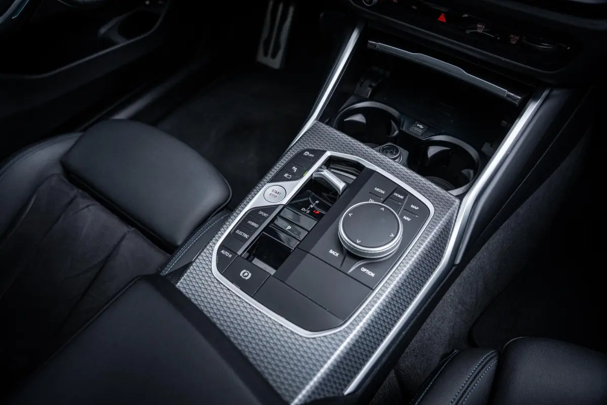 330e xDrive M-Sport Pro Pano-dak|DravitGrau|H&K|HuD|Memory|Dealeronderhouden