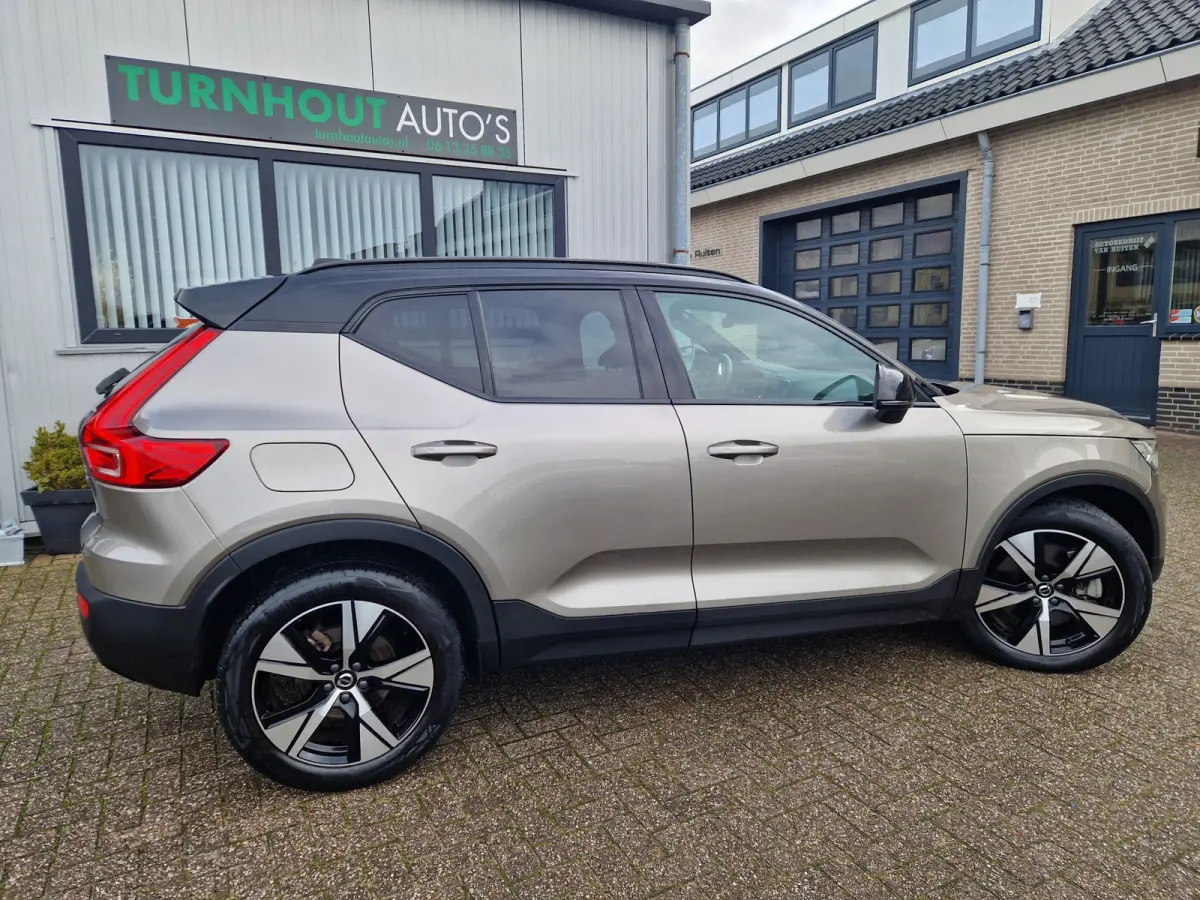 T4 R-Design | camera achter | Stoelverwarming en stuurverwarming | getinte ramen | Apple carplay