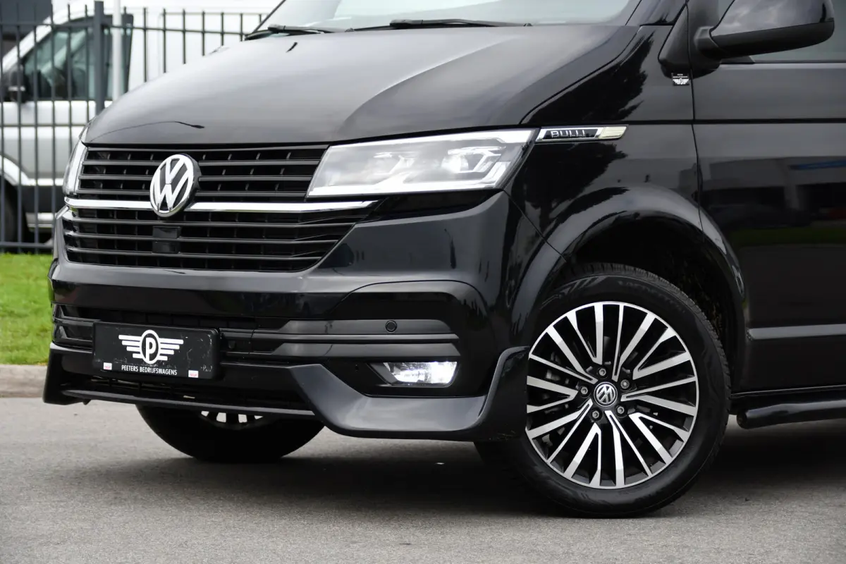 2.0 TDI L2H1 28 Bulli Black Edition Virtual, Adaptieve Cruise, Camera, Carlay, LED, Stoelverwarming, Leder, 150pk, Automaat, Uniek!