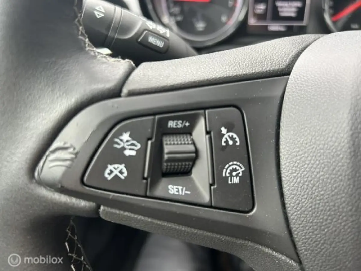 1.2 Edition * NAVIGATIE * AIRCO *