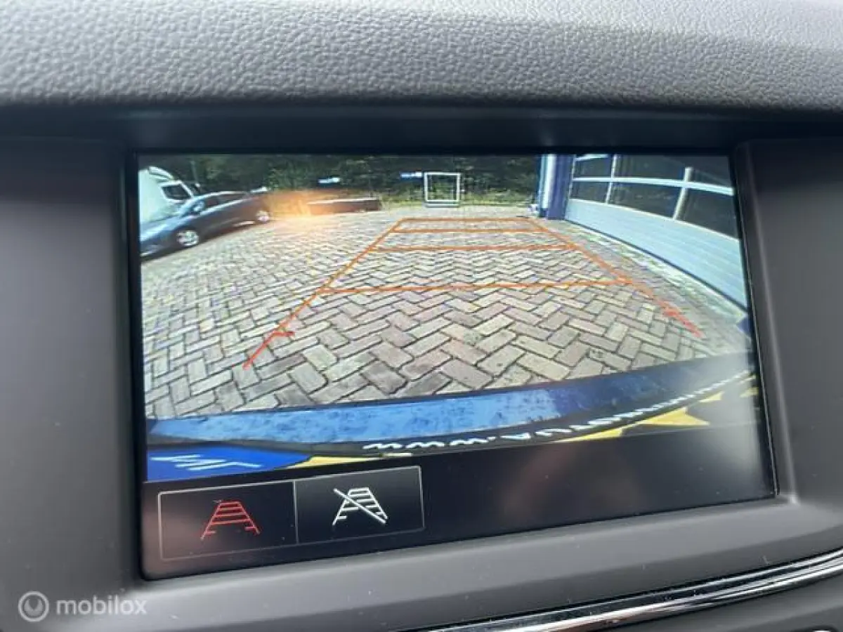 1.2 Edition * NAVIGATIE * AIRCO *