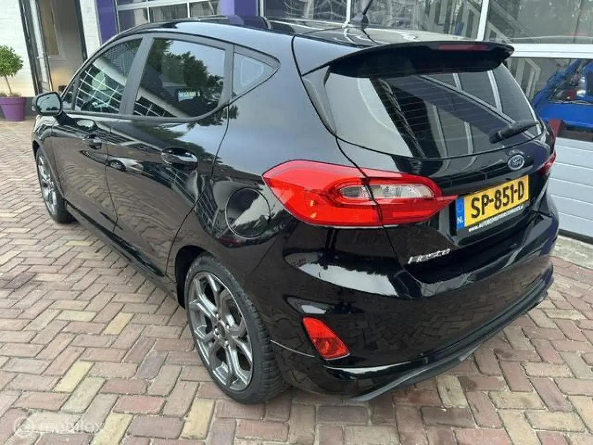 1.0 EcoBoost ST-Line * AIRCO * NAVIGATIE *