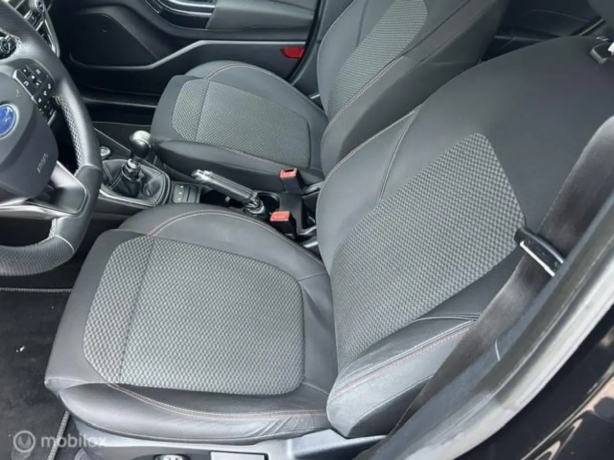 1.0 EcoBoost ST-Line * AIRCO * NAVIGATIE *