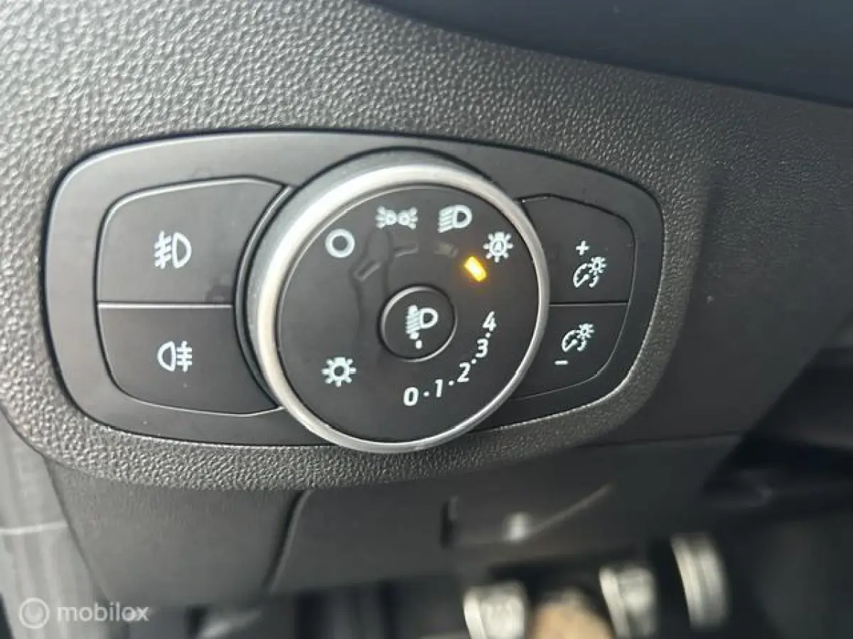 1.0 EcoBoost ST-Line * AIRCO * NAVIGATIE *