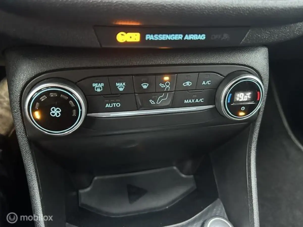 1.0 EcoBoost ST-Line * AIRCO * NAVIGATIE *