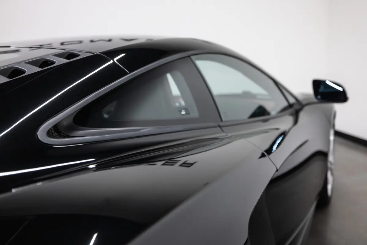 MP4-12C 3.8 Btw auto, (€ 99.132,23 Ex B.T.W) DEALER AUTO Dealer auto