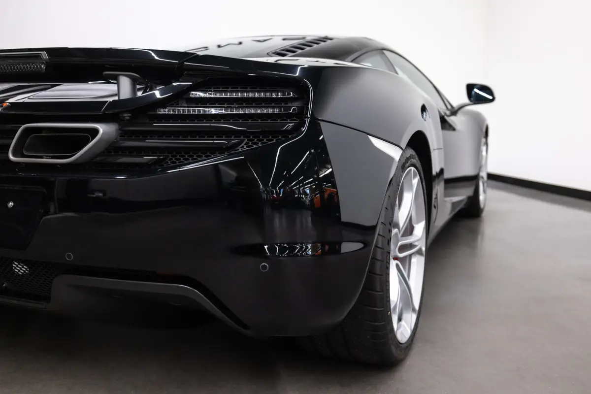 MP4-12C 3.8 Btw auto, (€ 99.132,23 Ex B.T.W) DEALER AUTO Dealer auto