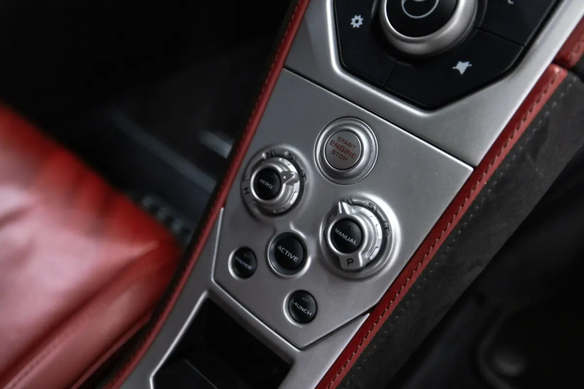 MP4-12C 3.8 Btw auto, (€ 99.132,23 Ex B.T.W) DEALER AUTO Dealer auto