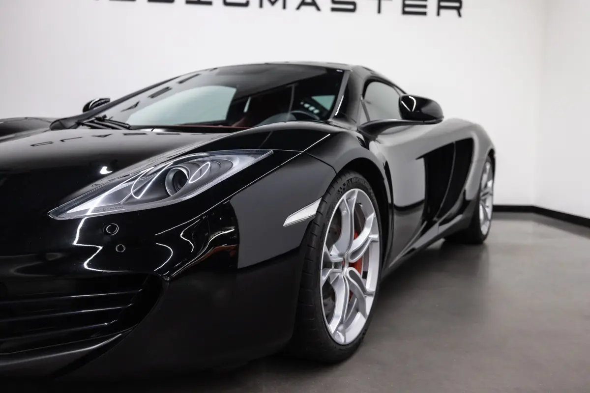 MP4-12C 3.8 Btw auto, (€ 99.132,23 Ex B.T.W) DEALER AUTO Dealer auto