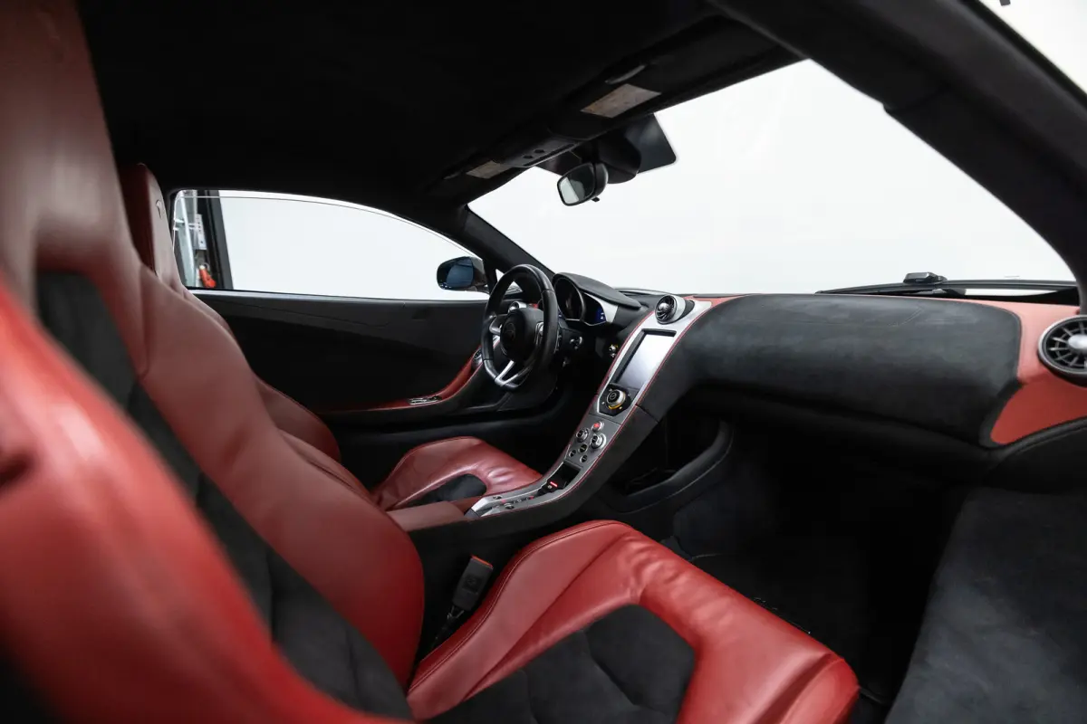 MP4-12C 3.8 Btw auto, (€ 99.132,23 Ex B.T.W) DEALER AUTO Dealer auto