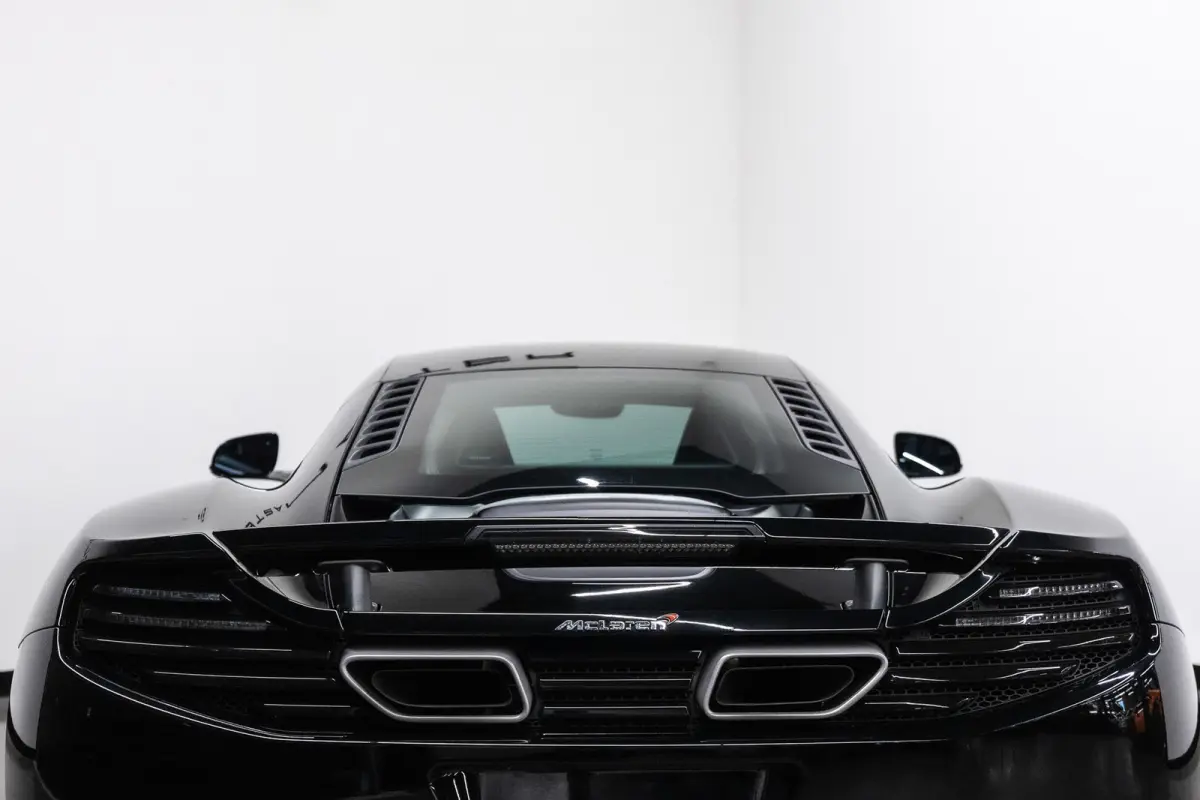MP4-12C 3.8 Btw auto, (€ 99.132,23 Ex B.T.W) DEALER AUTO Dealer auto