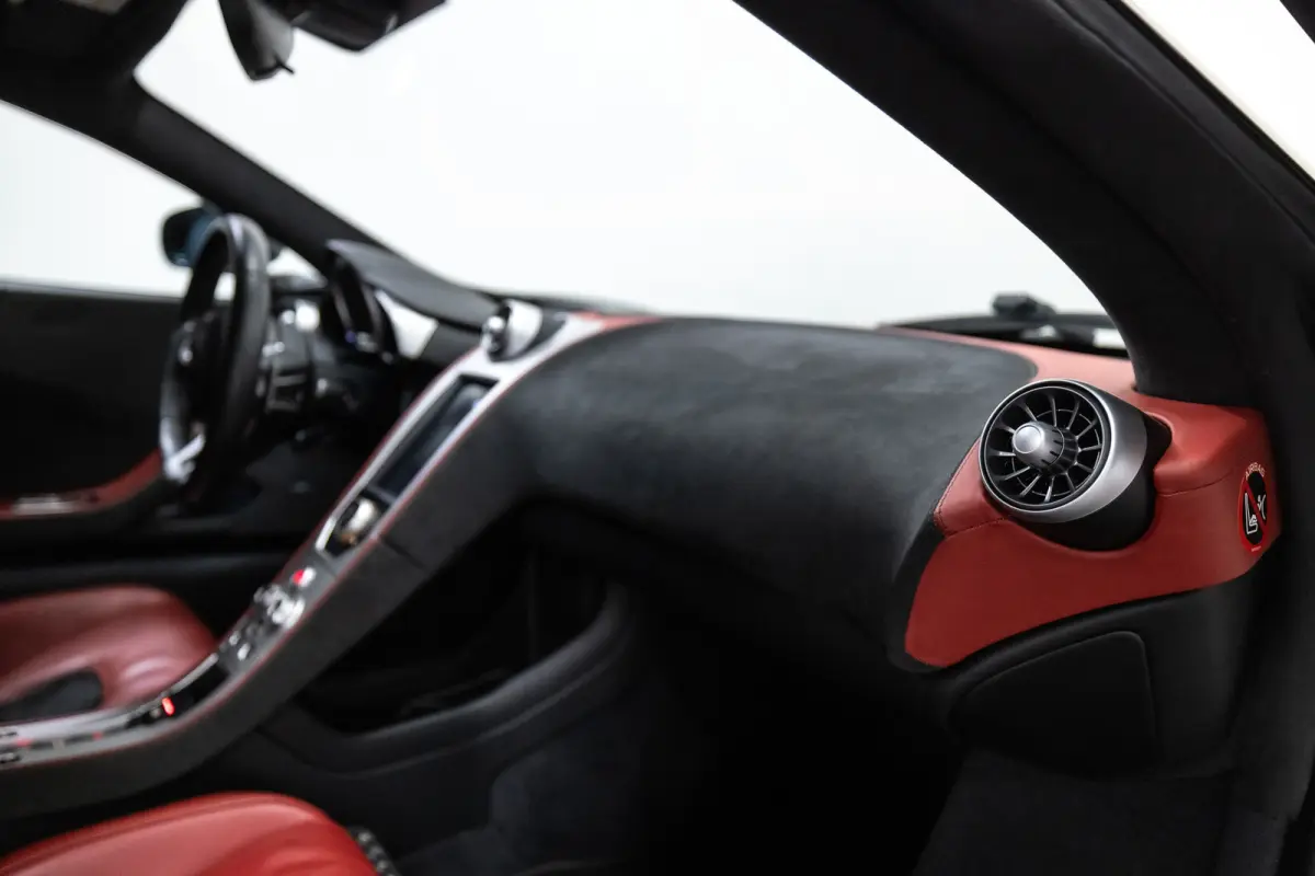 MP4-12C 3.8 Btw auto, (€ 99.132,23 Ex B.T.W) DEALER AUTO Dealer auto