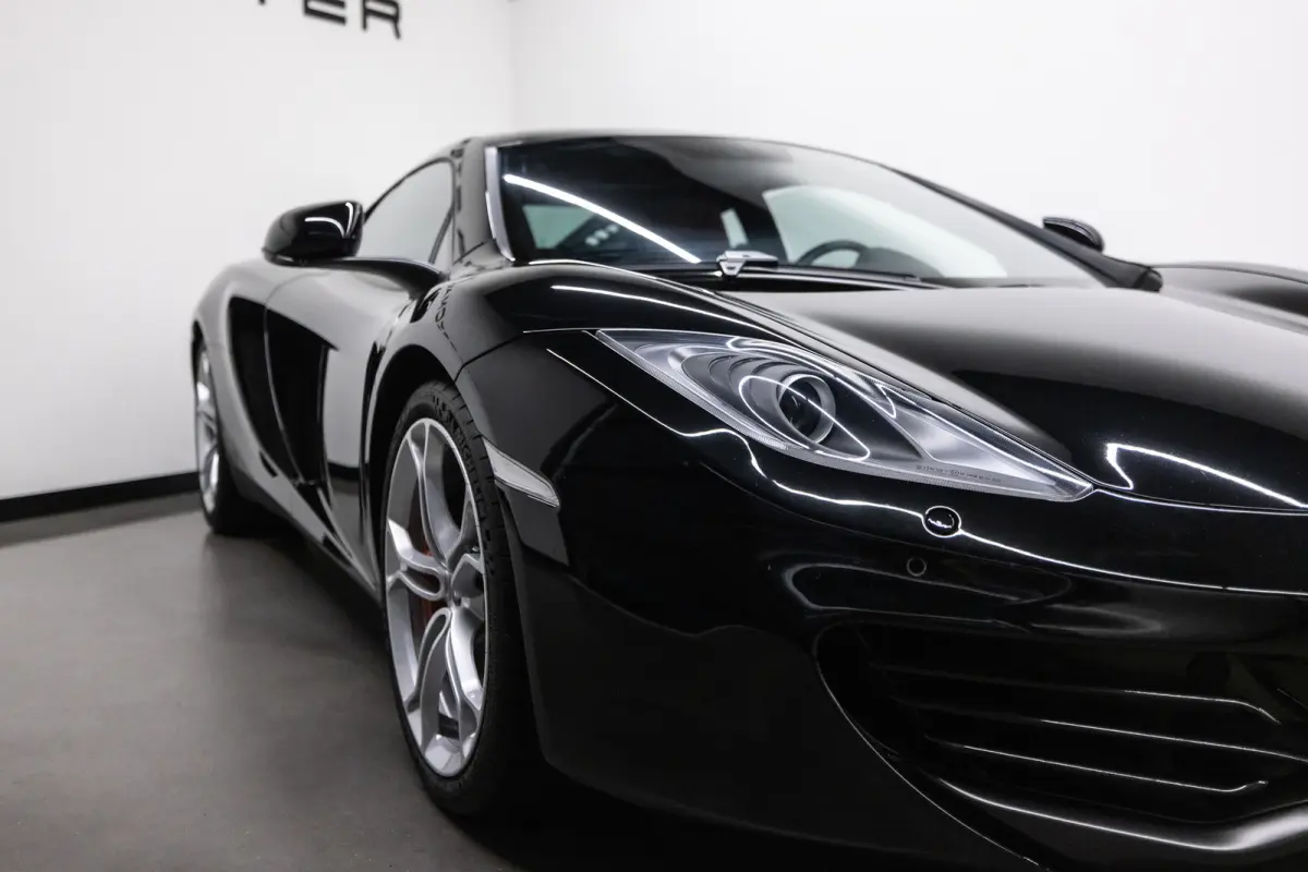 MP4-12C 3.8 Btw auto, (€ 99.132,23 Ex B.T.W) DEALER AUTO Dealer auto