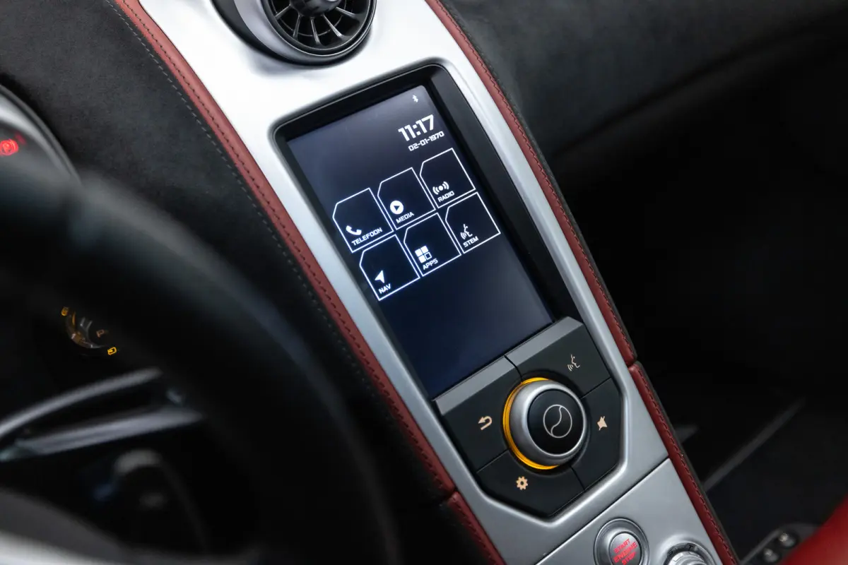 MP4-12C 3.8 Btw auto, (€ 99.132,23 Ex B.T.W) DEALER AUTO Dealer auto
