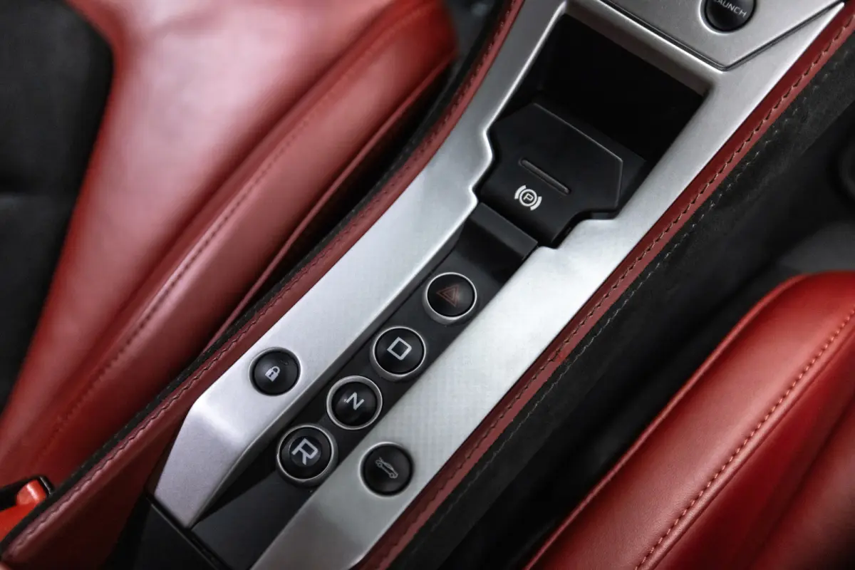 MP4-12C 3.8 Btw auto, (€ 99.132,23 Ex B.T.W) DEALER AUTO Dealer auto