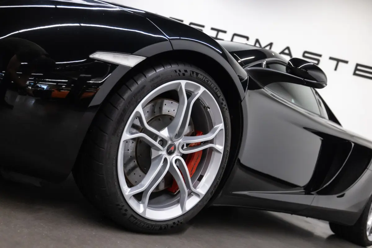 MP4-12C 3.8 Btw auto, (€ 99.132,23 Ex B.T.W) DEALER AUTO Dealer auto