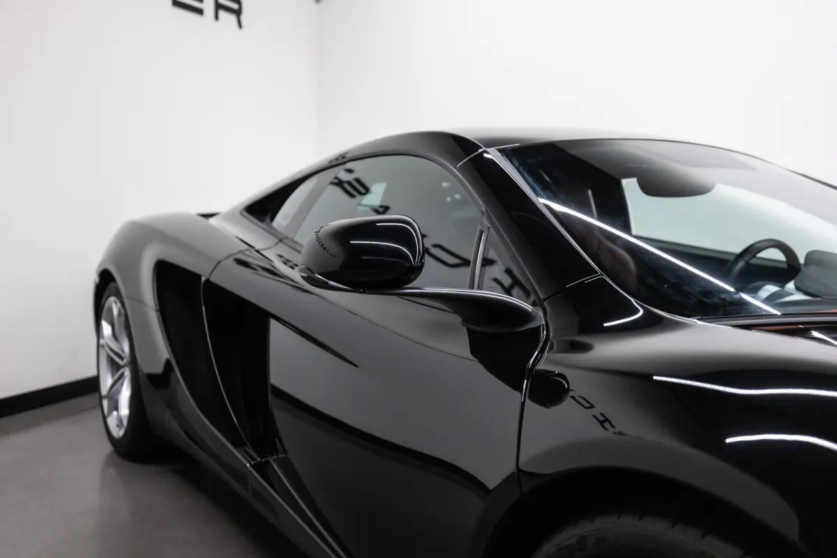 MP4-12C 3.8 Btw auto, (€ 99.132,23 Ex B.T.W) DEALER AUTO Dealer auto