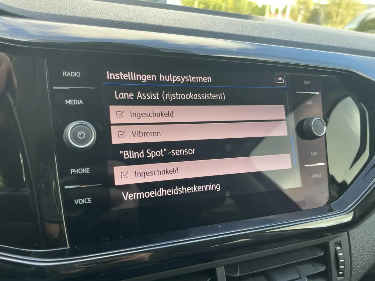 1.0 TSI R-Line (Camera,Acc,Clima,Navi)