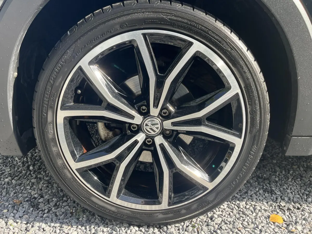 1.0 TSI R-Line (Camera,Acc,Clima,Navi)