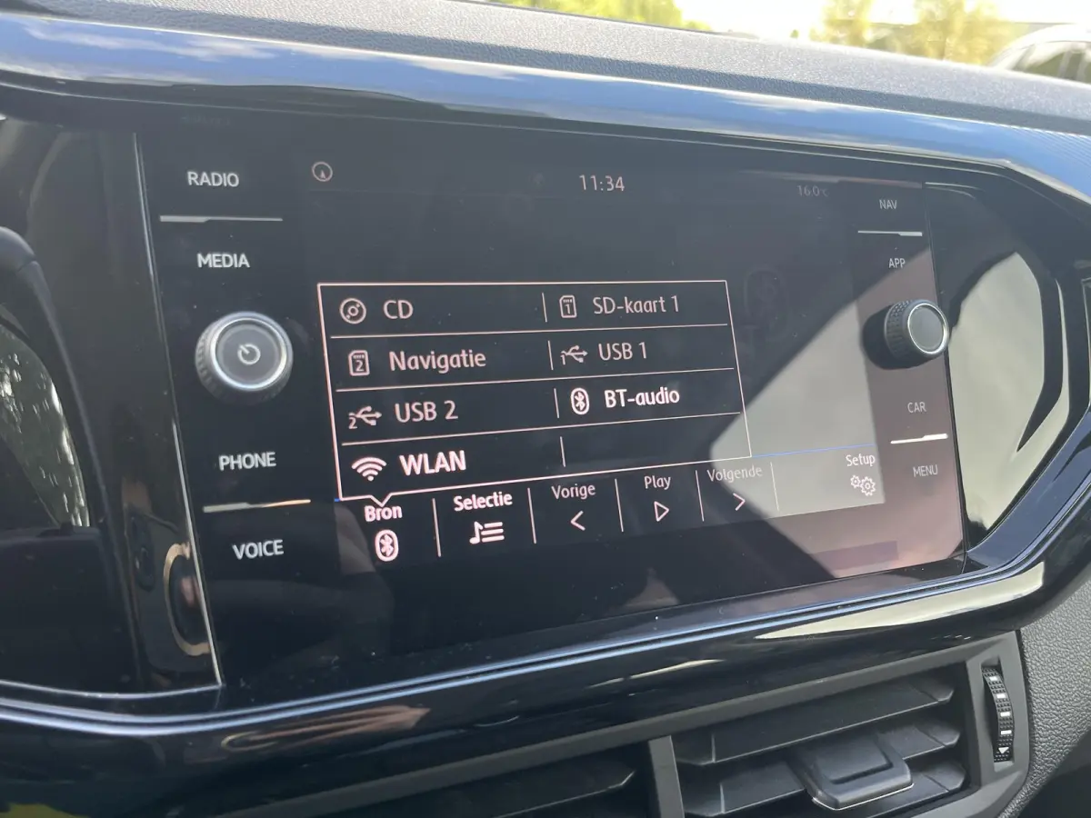 1.0 TSI R-Line (Camera,Acc,Clima,Navi)