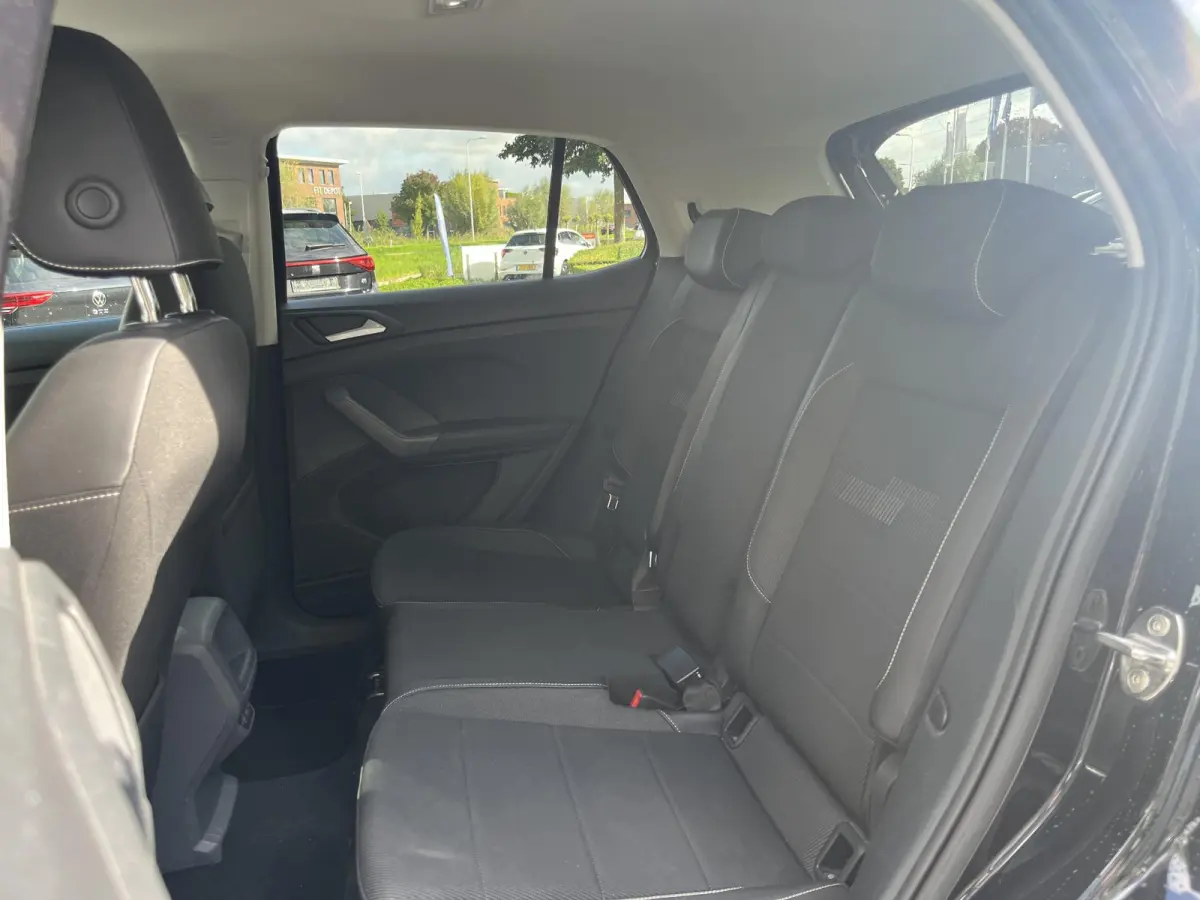 1.0 TSI R-Line (Camera,Acc,Clima,Navi)