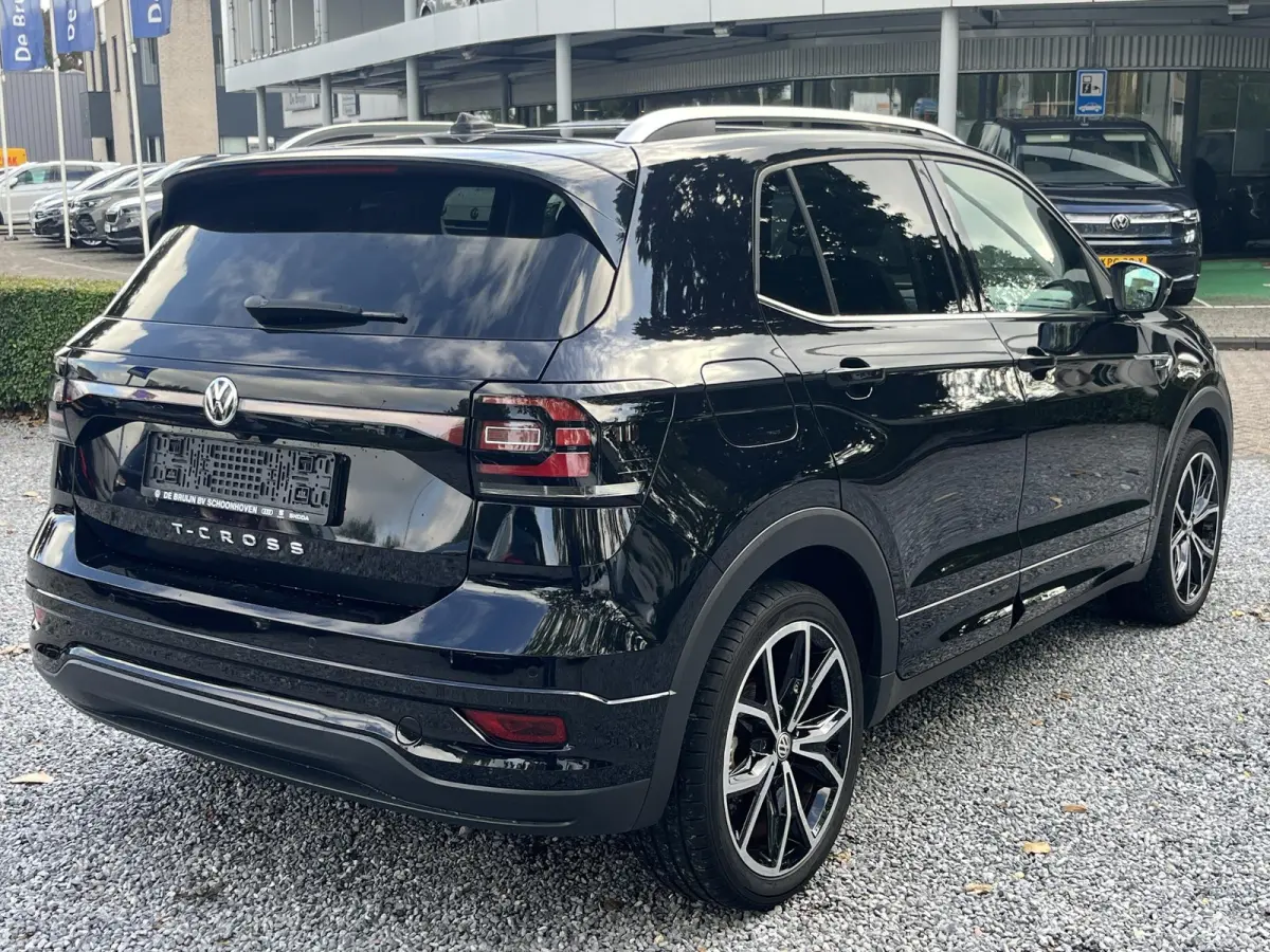 1.0 TSI R-Line (Camera,Acc,Clima,Navi)