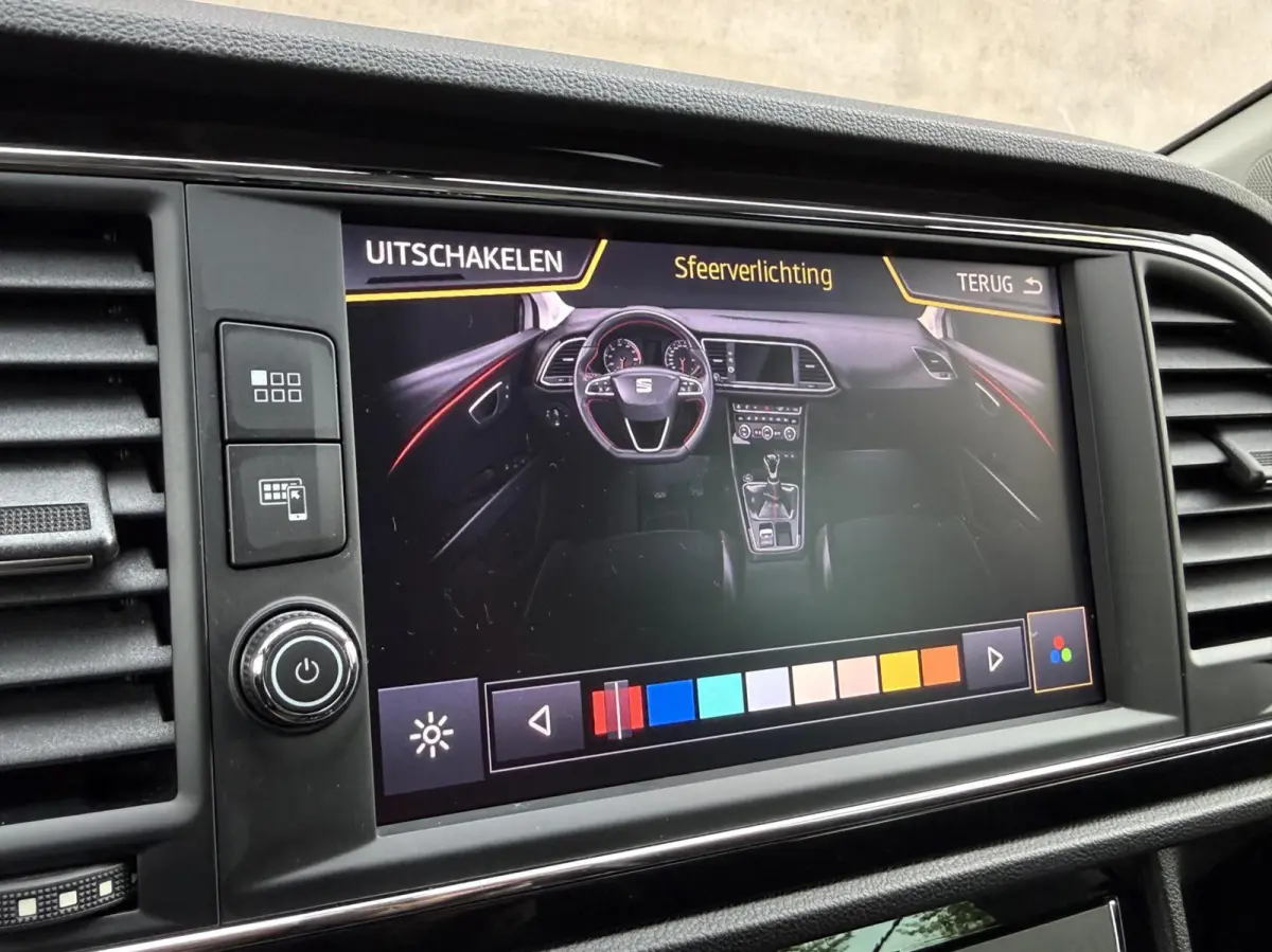 1.4 TSI X-PERIENCE FR | Panorama dak | Full LED | CarPlay | Camera | Parkeersensoren | Alcantara | Volledige Historie |