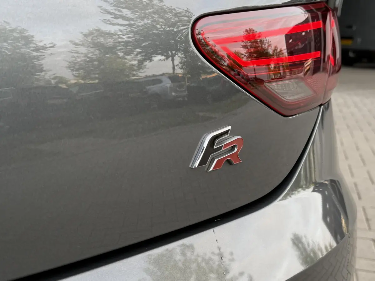 1.4 TSI X-PERIENCE FR | Panorama dak | Full LED | CarPlay | Camera | Parkeersensoren | Alcantara | Volledige Historie |