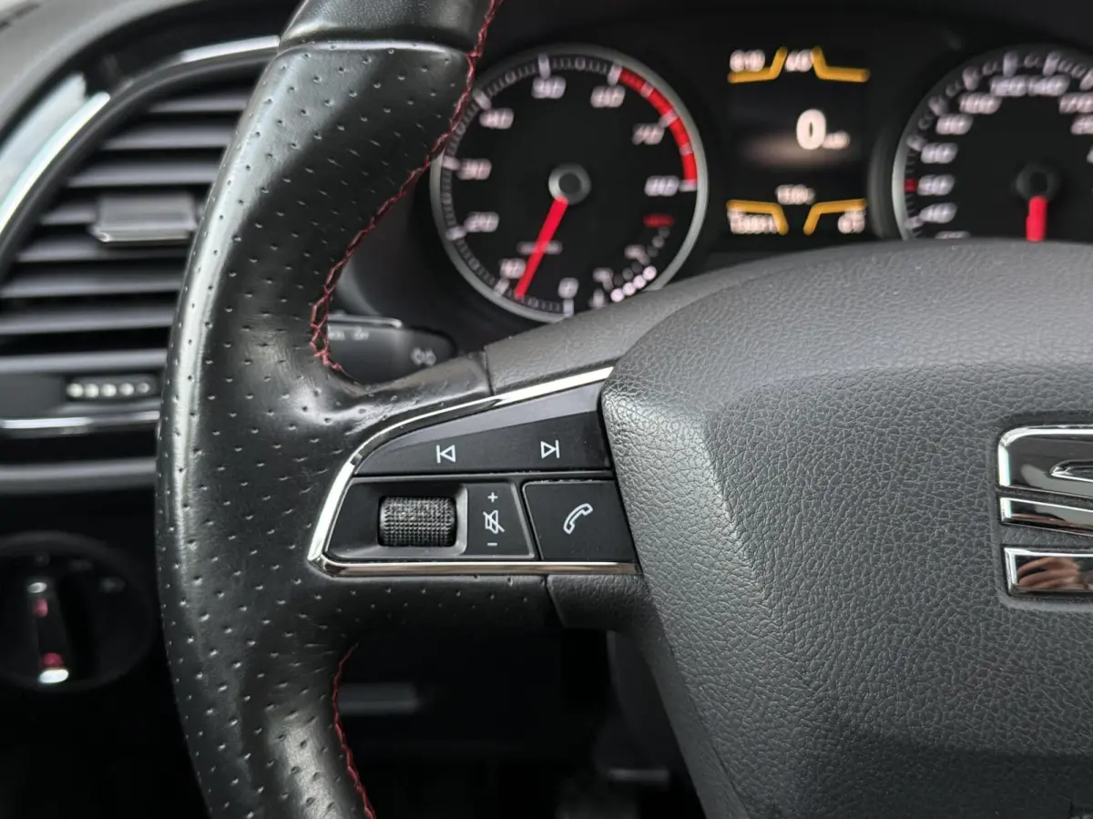 1.4 TSI X-PERIENCE FR | Panorama dak | Full LED | CarPlay | Camera | Parkeersensoren | Alcantara | Volledige Historie |